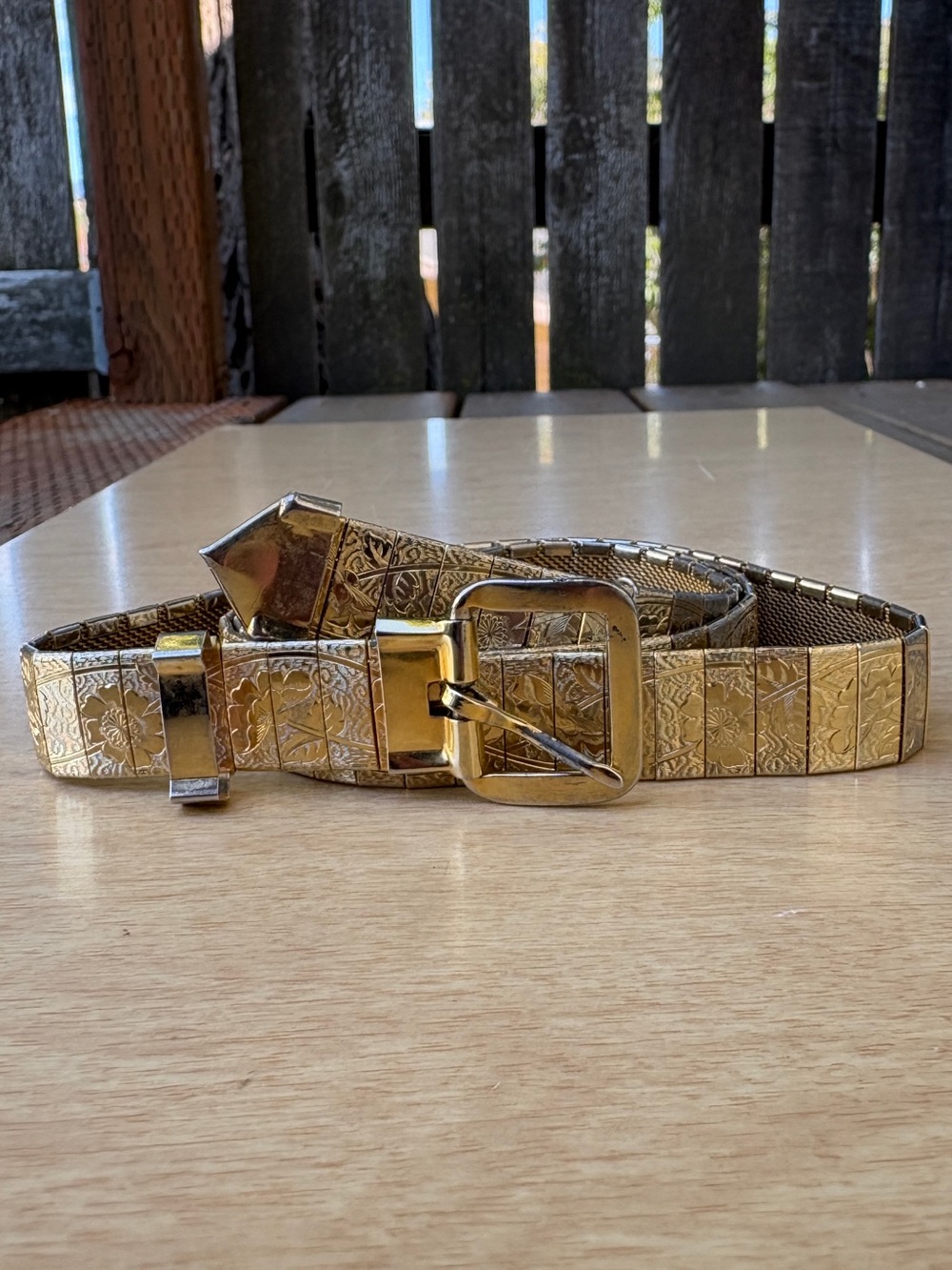 Vintage Gold-Toned Floral Engraved Metal Link Belt